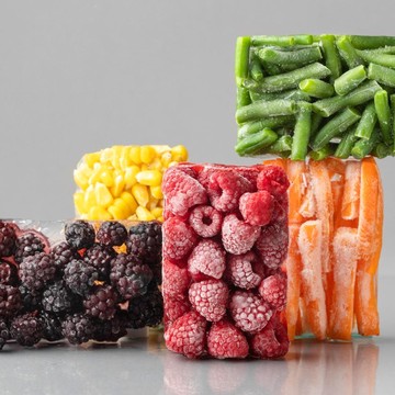 Nggak Selalu Buruk, Ini 7 Alasan Ahli Gizi Bilang Buah dan Sayuran Beku Tetap Sehat