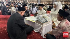100 Pasangan Menikah Massal di Masjid Istiqlal