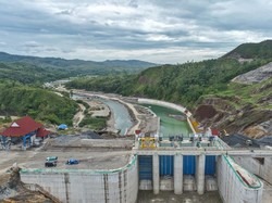 Proyek Bendungan Way Apu Rp 2,1 T Sudah 79,8%, Target Rampung 2026