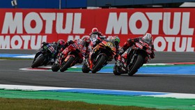 FOTO: Parade Jatuh di Hari Pertama MotoGP Belanda