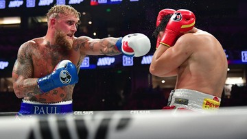 Berita Panas dari Dunia Sport CNN : Setelah Gebuk Tyson, Jake Paul Sukses Bungkam Chavez