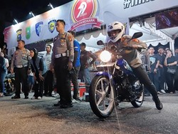 Gaspol! Kapolda Riau Vs Walkot Pekanbaru Adu Kecepatan di Ajang Drag Bike