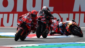 Update Eksklusif Olahraga CNN : Hasil MotoGP Belanda: Marc Marquez Juara, Alex Kecelakaan