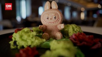 VIDEO: Menikmati Kelezatan Dessert Berbentuk Boneka Labubu