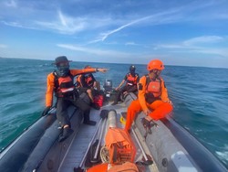 Tim SAR Setop Pencarian 3 ABK KLM Asia Mulia Tenggelam di Perairan Bantaeng