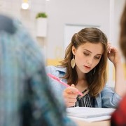 4 Zodiak yang Paling Cekatan Menyelesaikan Masalah