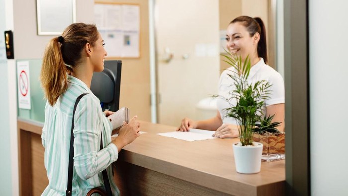 3 Cara Paling Ampuh Minta Telat Check-Out di Hotel Tanpa Ribet, Catat!