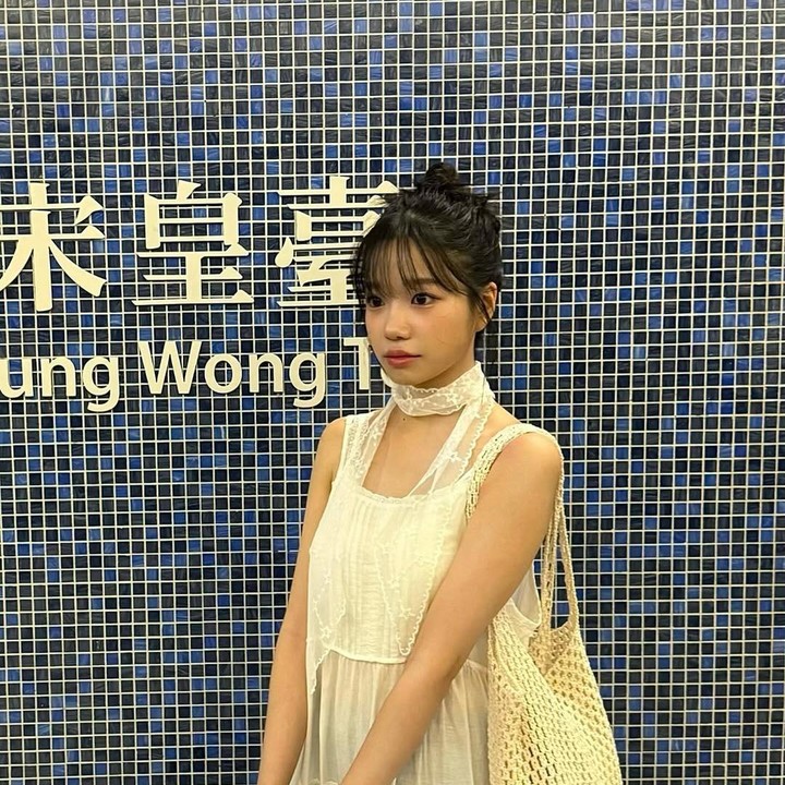 <p>Di tengah kesibukannya sebagai penyanyi solo, pada Juni 2023, Jo Yuri dikabarkan berhasil mendapatkan peran dalam serial populer, Squid Game. (Foto: Instagram @zo__glasss)</p>