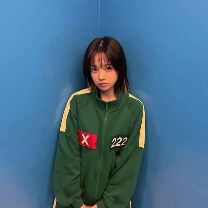 <p>Artis Korea Selatan, Jo Yuri, sukses mencuri perhatian lewat perannya sebagai perempuan hamil bernama Kim Jun Hee yang juga Player 222 di serial <em>Squid Game</em>&nbsp;season 2 dan 3. Ia merupakan mantan member sebuah <em>girlgroup</em> Korea Selatan. (Foto: Instagram @zo__glasss)</p>