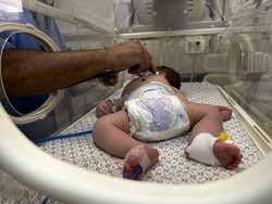 Israel Masih Blokir Bantuan, Bayi-bayi di Gaza Sekarat Menunggu Ajal