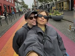 Elliot Page Pamer Pacar Baru Setelah Jadi Transgender Pria, Jadi Kontroversi