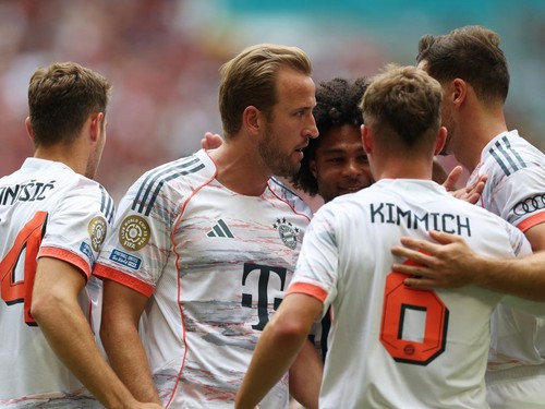 FOTO: Bayern Munchen Sadis, Flamengo Dibikin Meringis