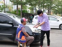 Kenalan Dengan Keeganteng, Pria Asal Singapura Yang Aktif Berbagi di Sosmed