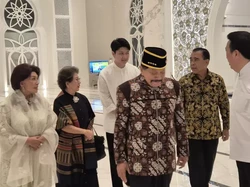 Hendropriyono Terharu Melihat Kemegahan Masjid At-Thohir di Depok