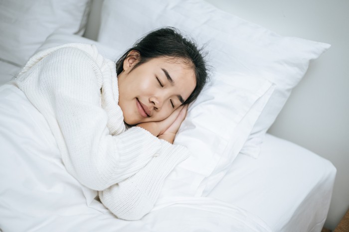 Ilustrasi tidur nyenyak/Foto: Freepik.com/jcomp
