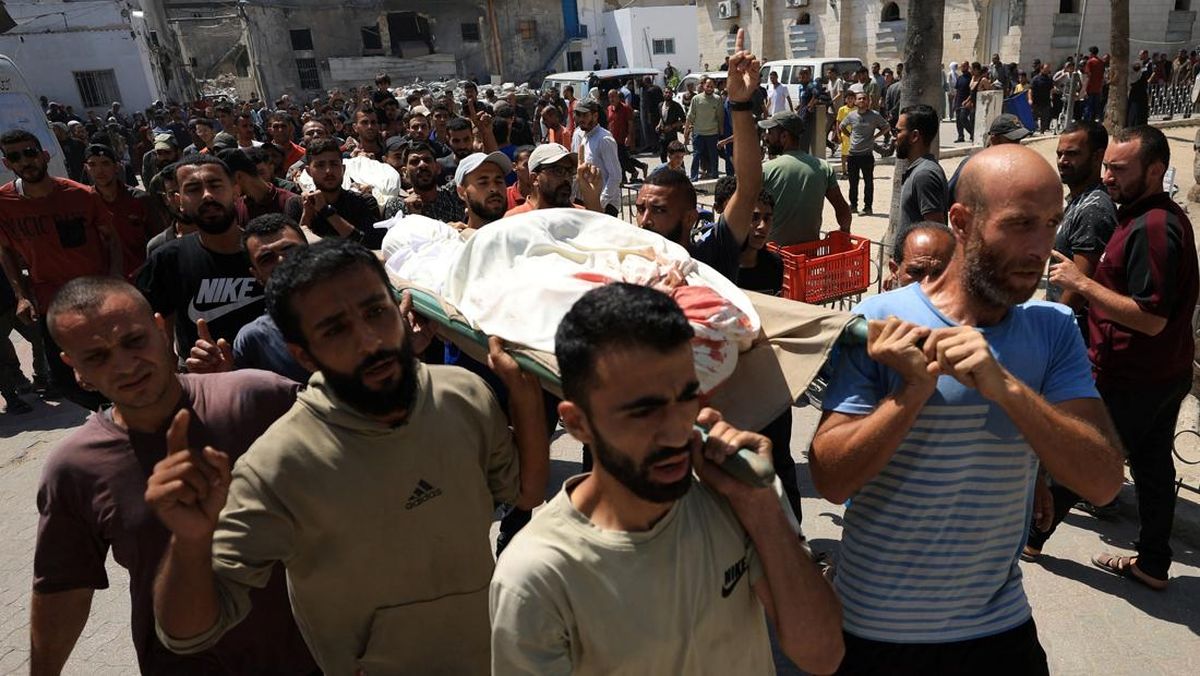 Israel Makin Brutal Bom Rumah Sakit-Lokasi Distribusi Bantuan di Gaza