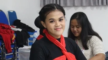 img-title Karmen Anastasya, Pengganti Merince Kogoya yang Didepak gegara Bendera Israel