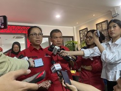 PDIP Minta Fadli Zon Setop Penulisan Ulang Sejarah RI: Lukai Banyak Orang