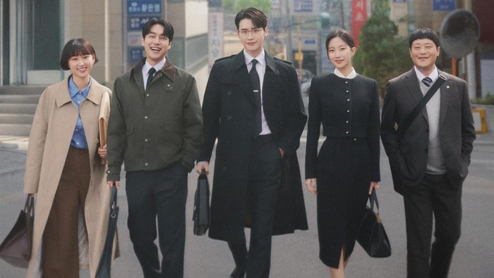 img-title 5 Fakta Seru Law and the City, Drakor Bertema Hukum Terbaru yang Jadi Comeback Lee Jong Suk