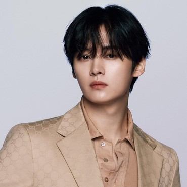 Lee Know Stray Kids Donasi Rp2,3 M Untuk Rayakan Ulang Tahun