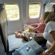 Membawa Bayi dalam Pesawat? Ini Tipsnya!