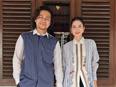 img-title Masuk Pernikahan Tahun ke-2 dengan Deva Mahenra, Mikha Tambayong Singgung soal Perbedaan