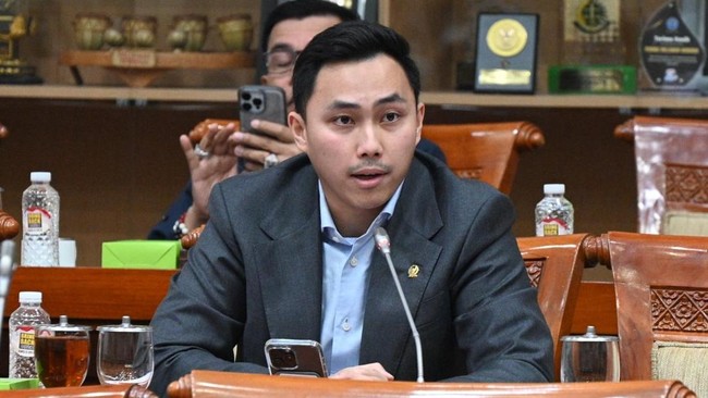 Anggota Komisi III DPR, Stevano Andranacus menegaskan, tindakan pembubaran retreat pelajar di Sukabumi harus segera ditindak tegas oleh aparat penegak hukum.