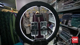 FOTO: Siap-siap Pedagang Online Kena Pajak UMKM 0,5 Persen