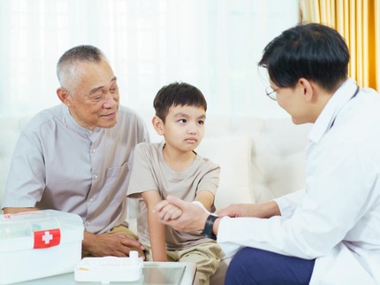 Sunat Anak Laki-Laki: Usia yang Tepat, Estimasi Biaya, Manfaat, Risiko & Perawatannya
