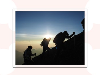 Rinjani dan Hasrat Kita Menyentuh Langit