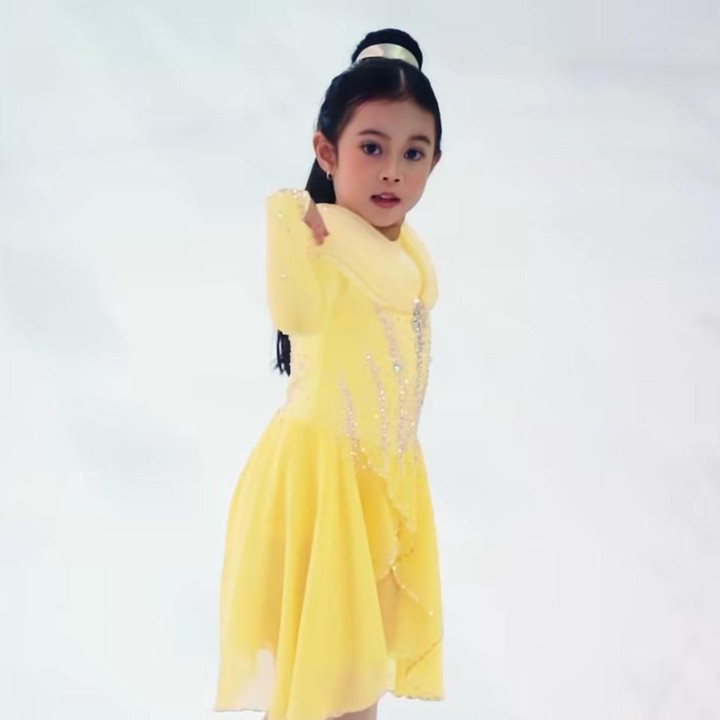 <p>Tak lupa, Fitrop menuliskan harapannya untuk Sada setelah mengikuti ajang<em> ice skating</em> di Malaysia. "Meluncur dengan lembut, bersinar terang, dan terbang tinggi Belle kecil kami. Aku mencintaimu, nak," tulis Fitrop. (Foto: dok. instagram@fitrop)</p>