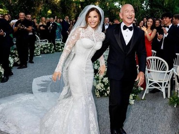 Siapakah Lauren Sanchez? Penyiar dan Pilot yang Menikah dengan Jeff Bezos