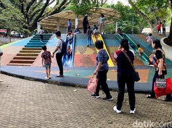 Kala Taman Lalu Lintas Riuh di Liburan Sekolah