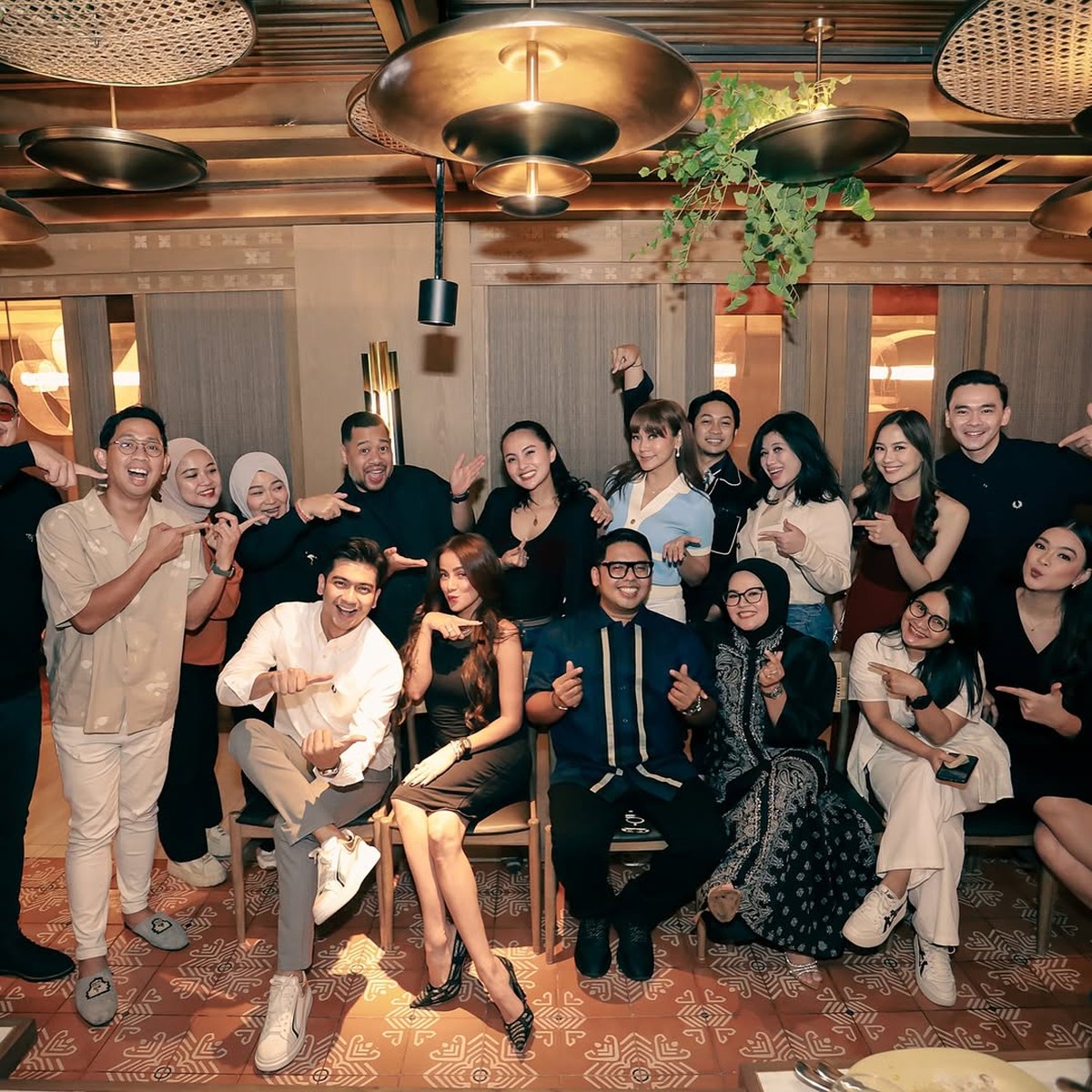 Teuku Ryan dan Olla Ramlan