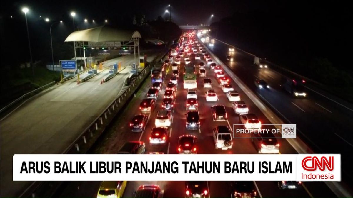 VIDEO: Tol Cikampek Padat Usai Libur Panjang