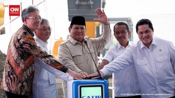 VIDEO: Prabowo Resmikan Proyek Industri Baterai Listrik di Karawang