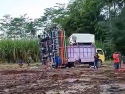 Viral Truk Pengangkut Sound Horeg di Malang Terjebak Lumpur