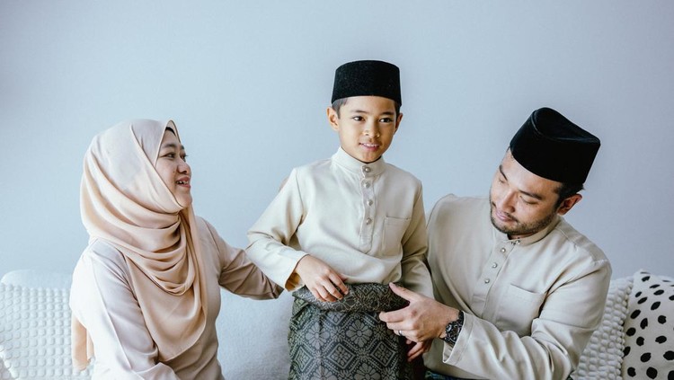 60 Ucapan Khitanan Anak Lengkap dari Singkat