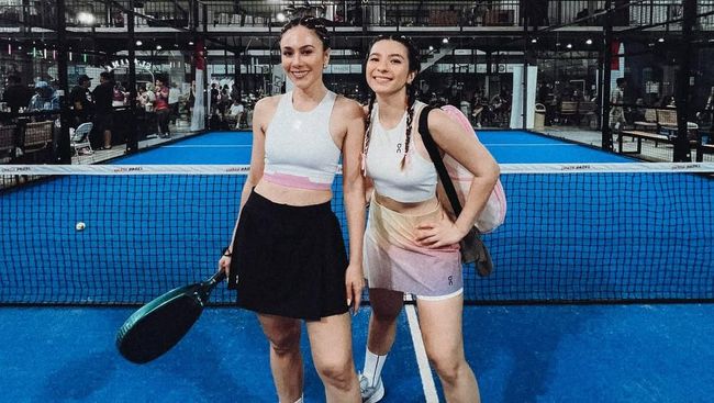 Wulan Guritno dan Shaloom Ikut Turnamen Padel, Ini 7 Gaya Kompak Ibu dan Anak Goals!