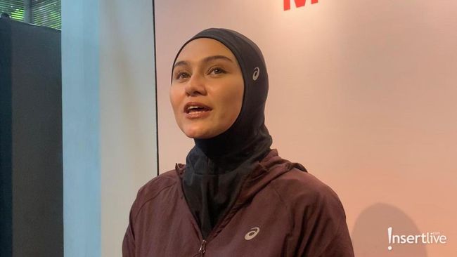 Ikut Half Marathon di Australia, Zee Zee Shahab Didukung Penuh Suami