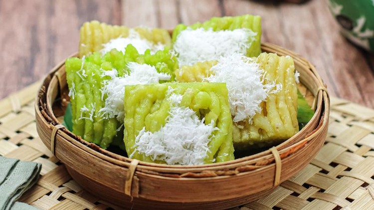 5 Resep Kue Singkong Kukus Sederhana yang Enak, Ekonomis, dan Anti Gagal