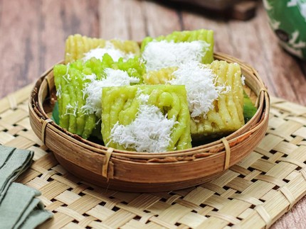 5 Resep Kue Singkong Kukus Sederhana yang Enak, Ekonomis, dan Anti Gagal