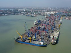 Pengelolaan TPK Berlian Dialihkan ke Terminal Teluk Lamong