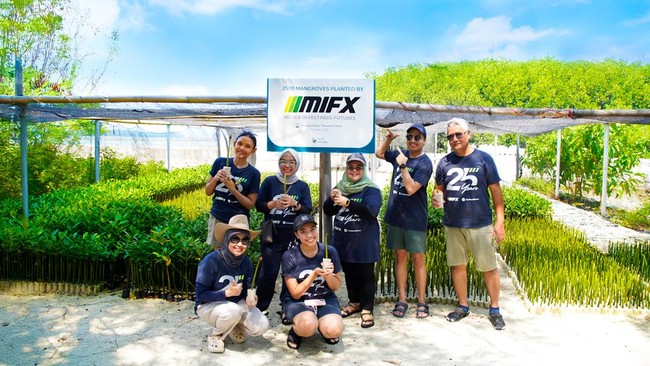 Program penanaman 2.500 bibit mangrove di Pulau Harapan ini mewakili semangat MIFX untuk terus berkontribusi bagi masa depan bangsa.