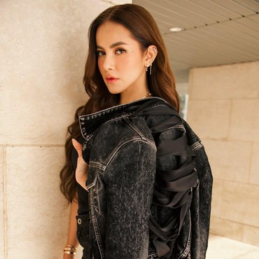 Olla Ramlan Kini Pacari Berondong Daun Muda, Anak Minta Jangan...