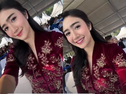 Gaya Febby Rastanty di Acara Bhayangkara ke-79, Memukau dengan Kebaya Velvet