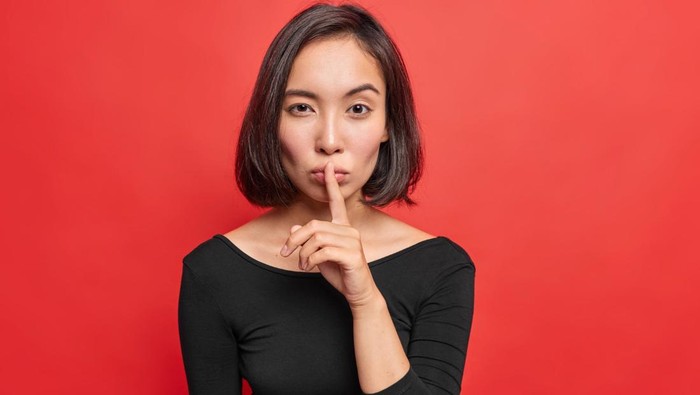 img-title 4 Zodiak yang Paling Sulit Ditebak, Kepribadiannya Tertutup dan Cenderung Misterius!