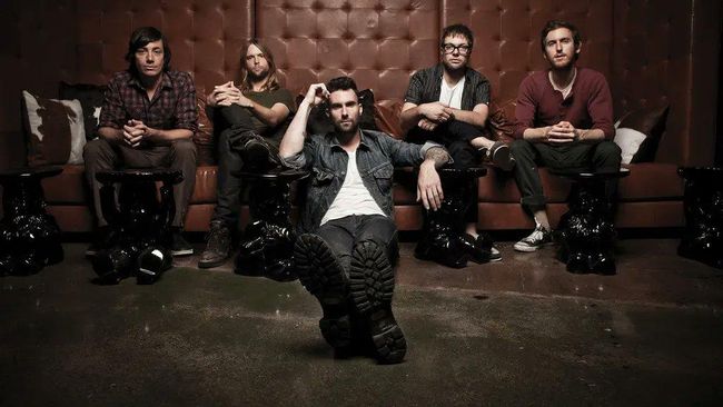 Lirik Lagu California - Maroon 5