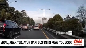 VIDEO: Viral, Anak Terjatuh Dari Bus TNI di Ruas Tol JORR