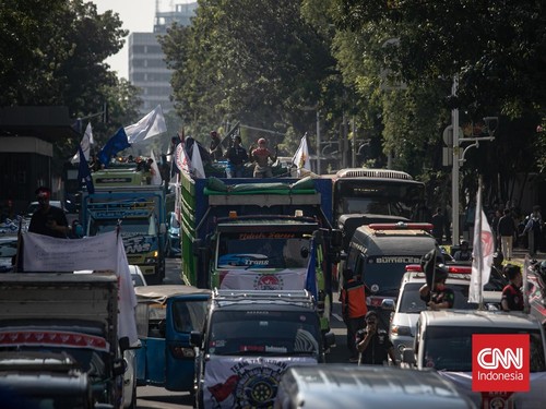 Mencari Jalan Tengah Atasi Sengkarut Truk ODOL